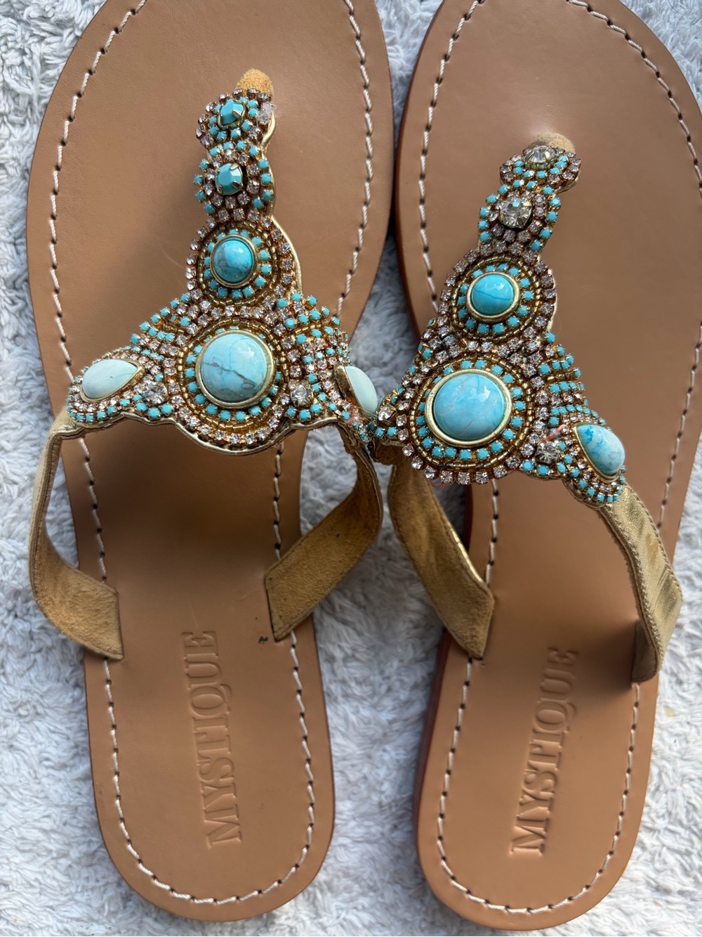Gorgeous Mystique Turquoise and gold crystal sandals. Size 10 ( ran a bit small)